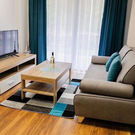 Apartment & Room Marina Borki - Apartamenty Zefir أوغستوف المظهر الخارجي الصورة